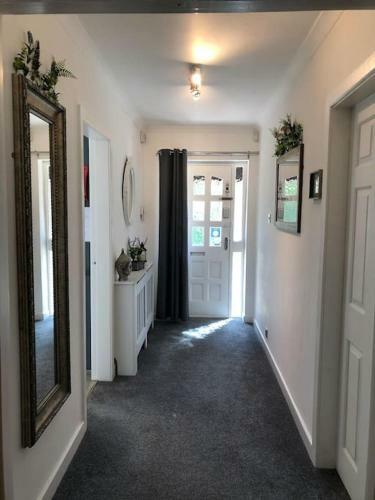 Hideaway Entire Home Rental Hull