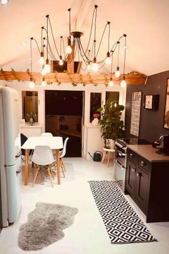 Beautiful 2 Bedroom Cottage, Kirkby Lonsdale