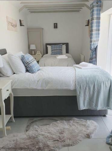 Stunning Rural Barn Sleeping 8 - Under 3 Miles To The Coast