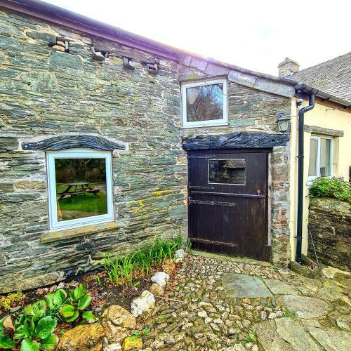 Ta Mill Holiday Cottages & Lodges - Forge Cottage