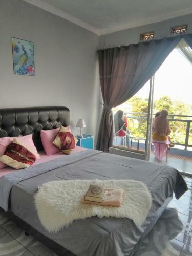 Villa Syariah Runia Lembang
