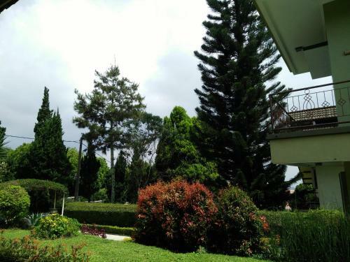 Villa Bougenvile Lembang Asri