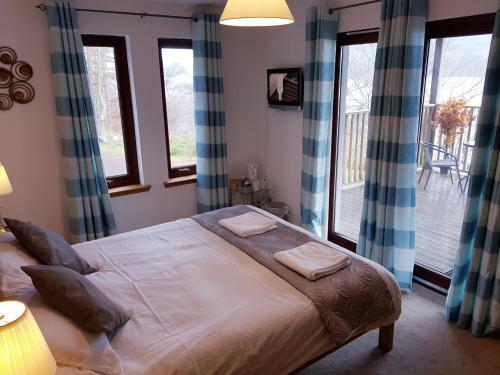 Bed & Breakfast Letterfinlay Lodge House