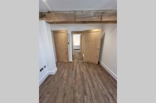 Villa Luxury 4 Bedroom Converted Barn Close To Warner Bro's