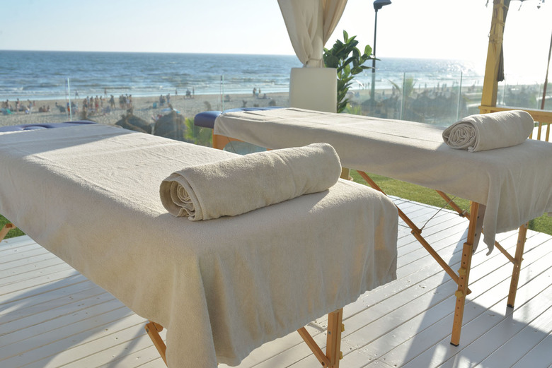 On Hotels Ocean Front (only Adults)