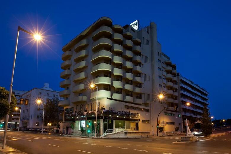 Hotel NH Luz Huelva