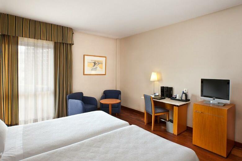 Hotel NH Luz Huelva