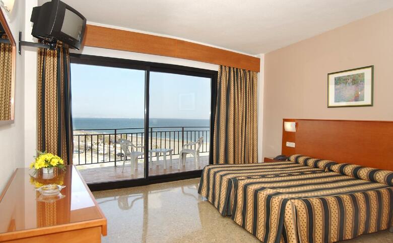 Hotel Puente Real