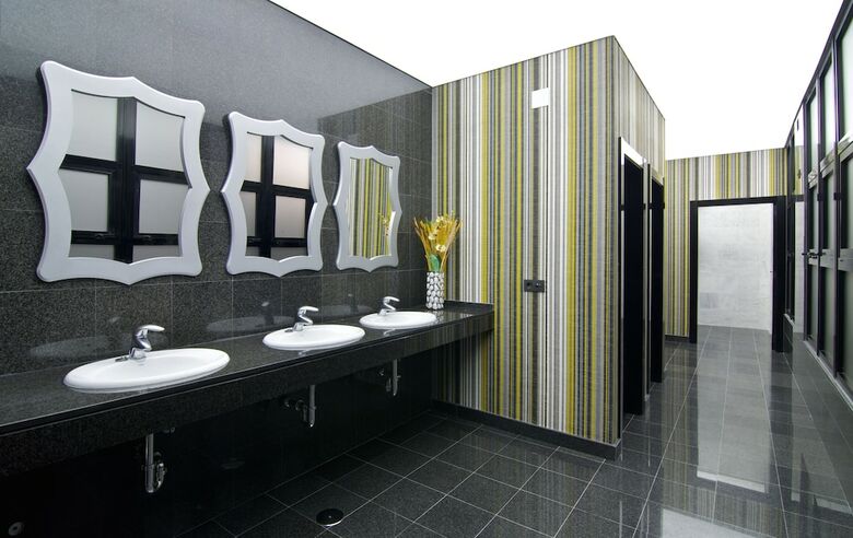 Hotel Puente Real