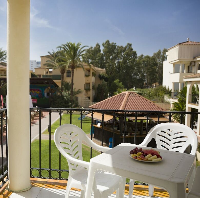 Hotel Puente Real