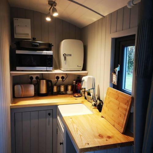 Pen-rhos Luxury Glamping "cuckoo's Nest"