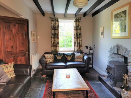 Jasmine Cottage - 3 Bedroom Cottage - Llanfyrnach