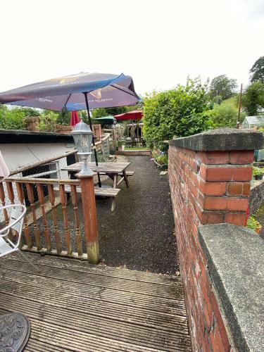 Hotel Old New Inn, Llanfyllin