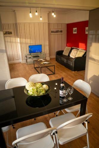 Cornerhouse Apartments Llandudno