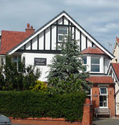 Hostal Bodeuron Guest House