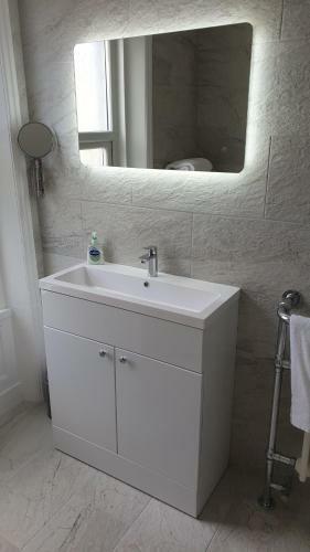 Snowdon Retreat Villa By Seaside Llandudno