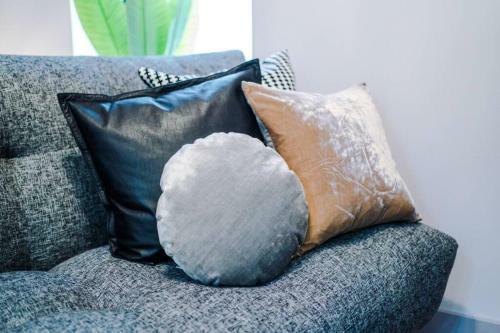 Liverpool Superb Rated Apartment With Private Parking