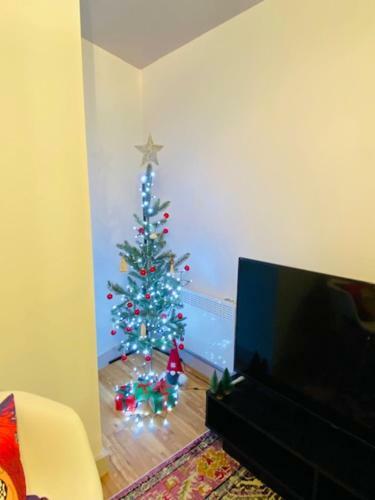 Liverpool Superb Rated Apartment With Private Parking