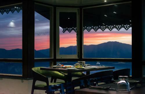 Hotel Sumi Vista T V Tower Darjeeling