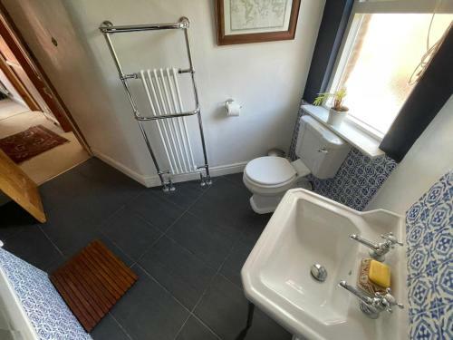 Apartamento Charming Hidden Gem - 3 Bedroom Home Away From Home