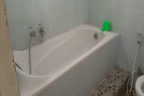 Oyo 90627 Hotel Mutiara