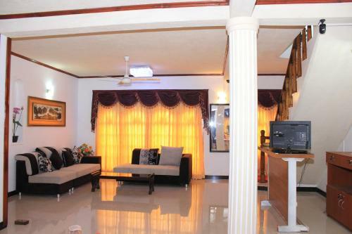 Bed & Breakfast Guest Ryan