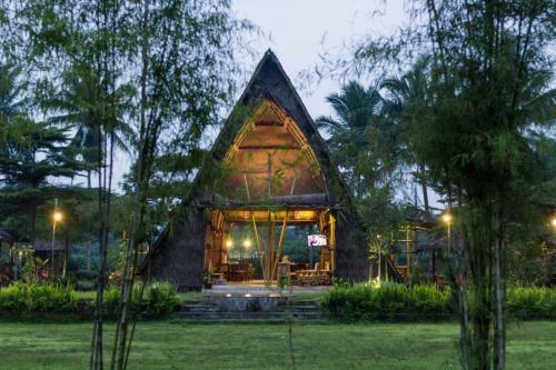 Hostal Balkondes Wringinputih