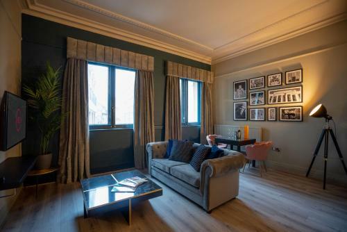62 Castle Street Hotel