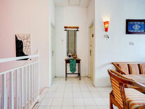 Hotel Spot On 90349 Edotel Tebe Syariah
