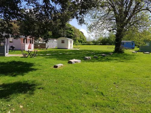 Acorn Camping And Caravan Park