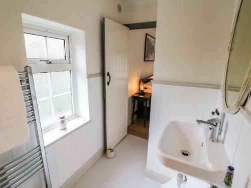 Periwinkle Cottage