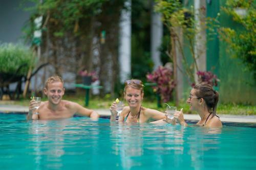 Hostal Ella Forest Paradise Hotel