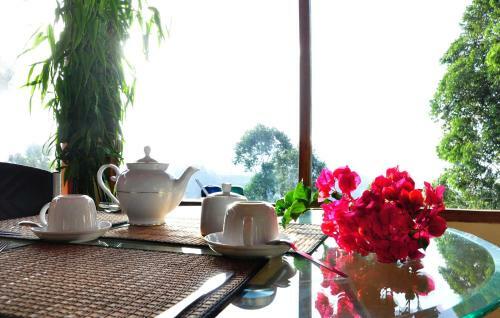 Hotel Sky Green Resort
