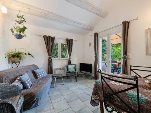 Villa Modern Holiday Home With Private Swimming Pool In Lambesc