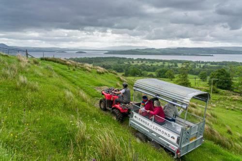 Bonnie Barns - Luxury Glamping With Hot Tubs