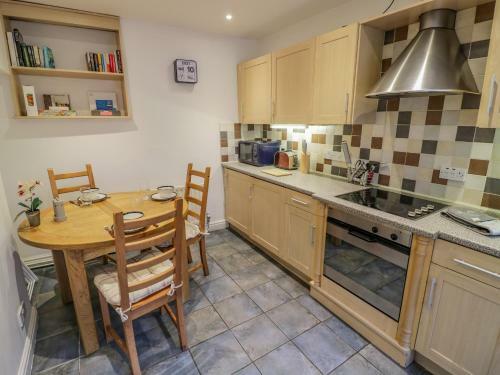 2 Ebor Mews