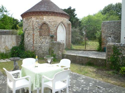 Coach House Cottage