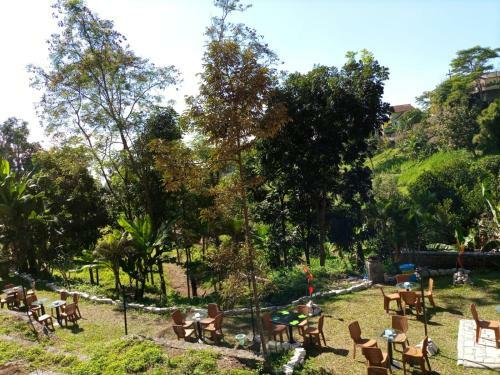 Jaden Hotel & Resort