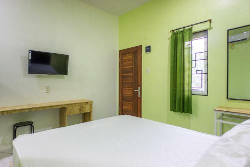 Hotel Oyo Life 2739 Pondok Nadila