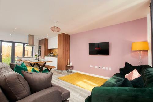 Beautiful 5 Bed House Manchester Sleeps8 Wparking