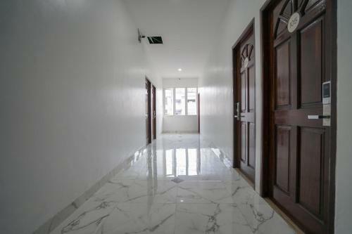 Hotel Reddoorz Plus At Jalan Veteran Palembang