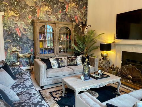 Stunning Scottish Manor House In Private Estate