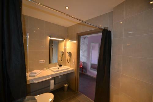 Hotel H�tel Restaurant Les Aliz�s