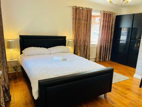 Bed & Breakfast Ashmina House With Free Onsite Parking