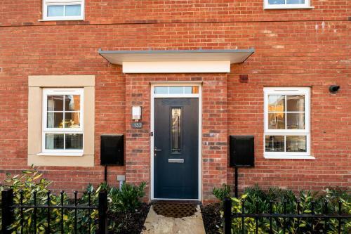 Apartamento Fairfields Gem By Crew Homes