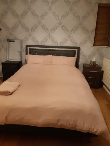 Apartamento Our Guests Are Royal (Br)