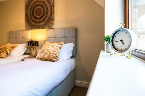 Executive Perivale Apartment By Crew Homes