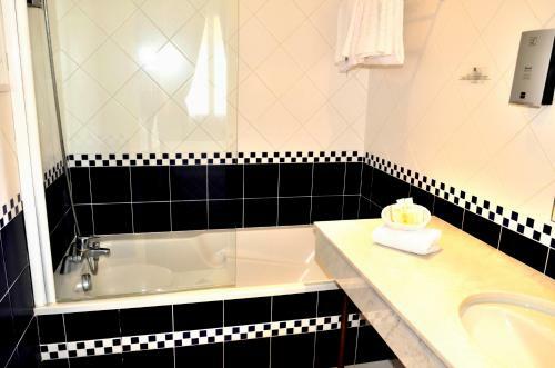 Hotel H�tel Du Sauvage