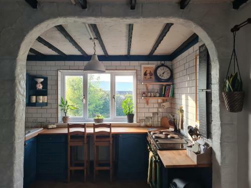 Old Road Cottage. Walking, Mtb, Pet Friendly