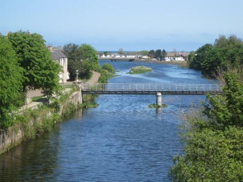 Luxury Riverbank Apartment, Nairn